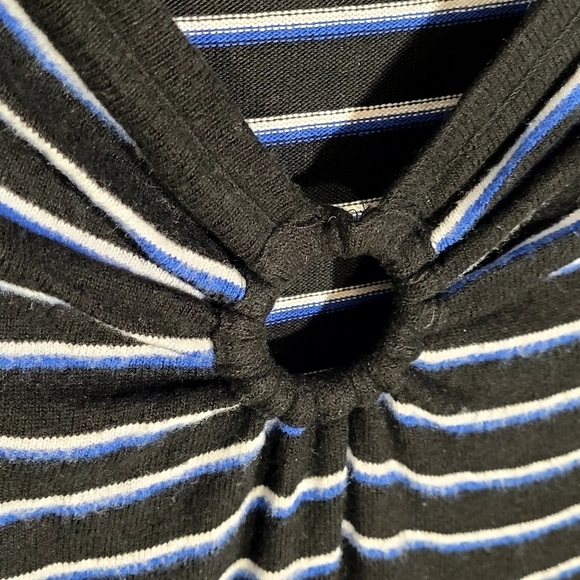 Bailey 44 Striped Key Hole Shirt - Picture 7 of 7